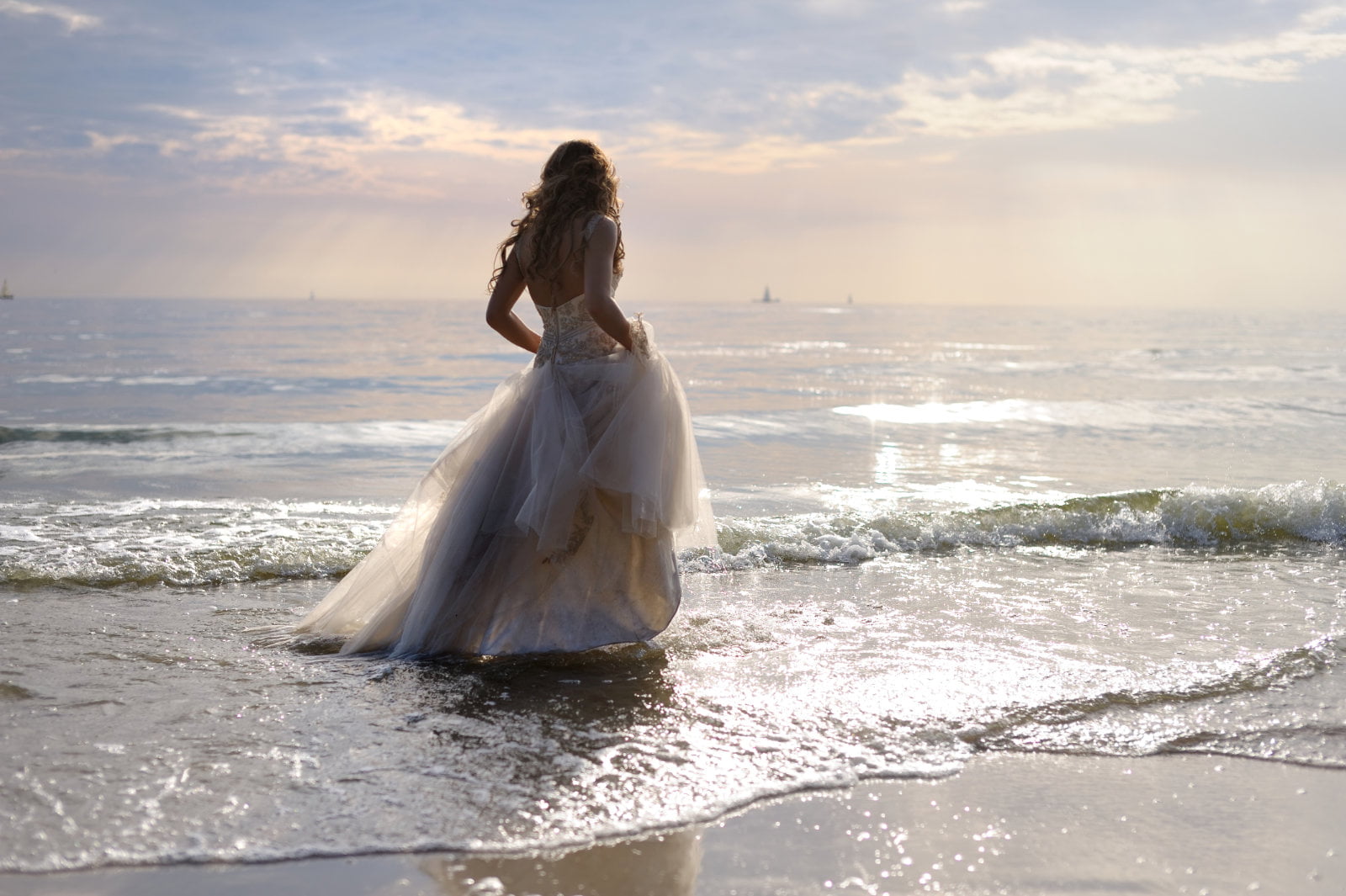 Tips on How to Take Perfect Beach Wedding Photos