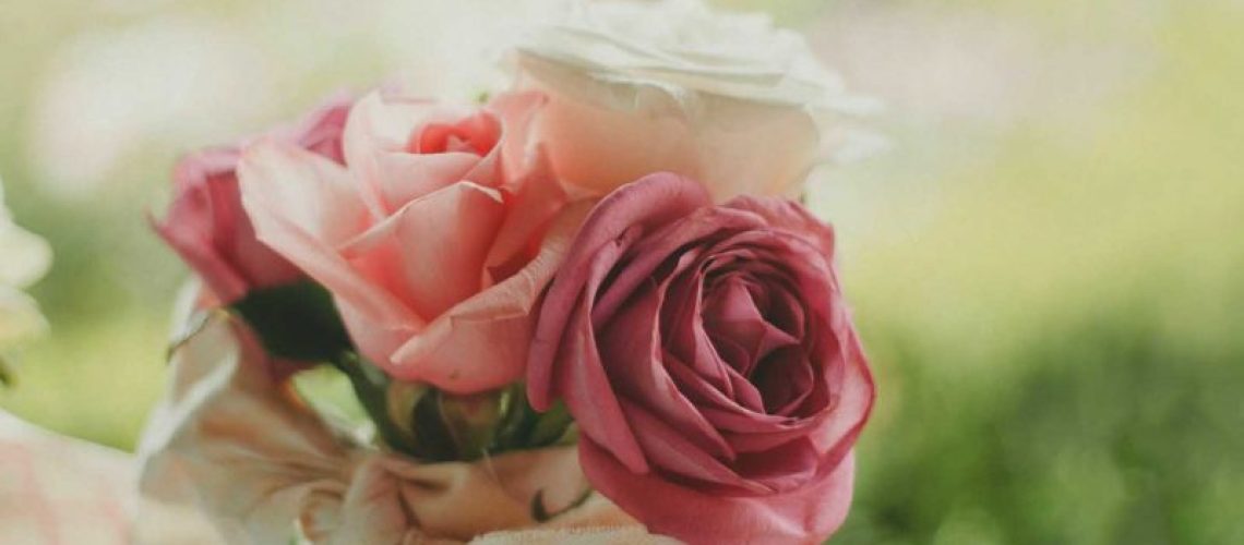Beach-wedding-flowers-800x391
