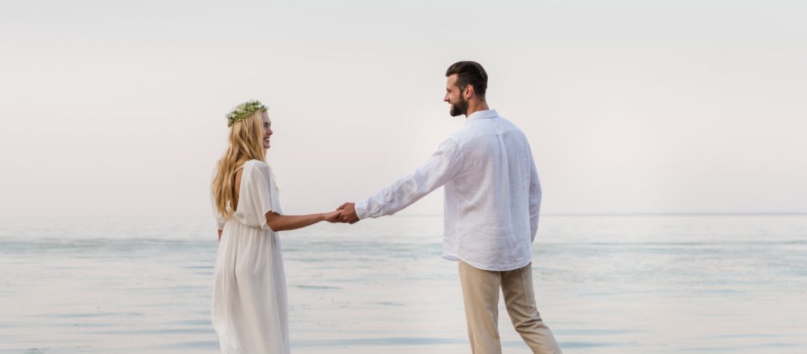 The Do's and Don'ts of a Beach Wedding